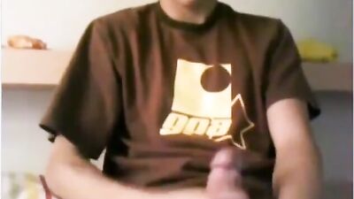 Cute guy masturbates cam