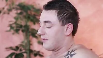 Young Gays New Playground: Twinks on the Bed!