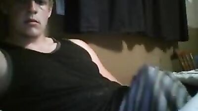 Young stud cum explosion: ready for the worlds eyes!