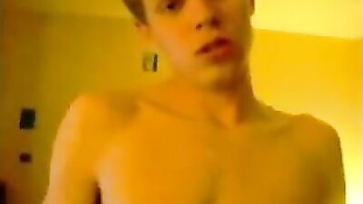 Gangbang Friends: Creaming Each Other on Cam