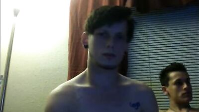 Reconnecting with Gay Web-Cam Passion - A Sensual Experience!