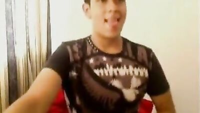 Gay Web-Cam Buttsex Adventure: Boy butted!