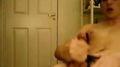 Cum & Cock Web-Cam Show: A Thirsty 9 Pack!