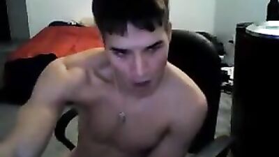 Web-Cam Hung Williams: Steamy Web Cam Show!