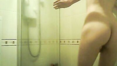 ME showering then wank