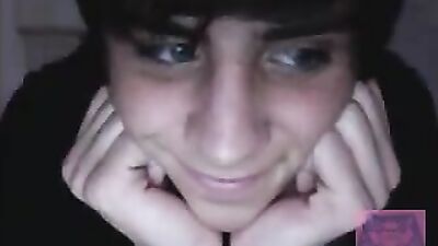 Gay Porn Web-Cam Adventure - Exploring New Heights