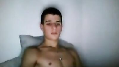 Gay Porn: French Amateur Blowjob Delight!
