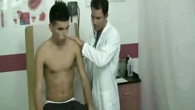 Medical Exam Rim Job: Vulnerable Gay Boys Caught In The Act!
