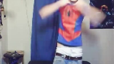 Amateur Boys Get Down and Dirty!!