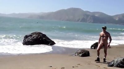 Beach Bromance Cumshot - Amateur Gay Porn Video