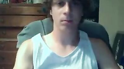 Fit guy with beautiful abs: Unleashed in Gay Porn Web-Cam Adventure!