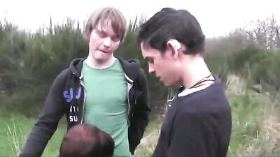 Twink Bareback Delight: Three Hunks Go Wild!