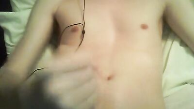 Gay Porn Returns! - Amateur Me Another One Finally!