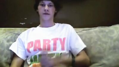 Cute Gay Masturbation Solo - The Ultimate Self-Pleasure Experience!