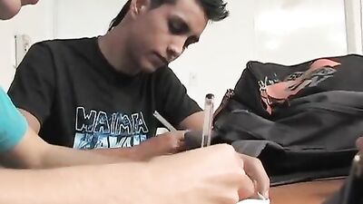 Latino Heat: Bareback Boys - Muchachos F6!