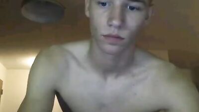 Cumming Web-Cam Boy: Finger Fun with Cute Lover!