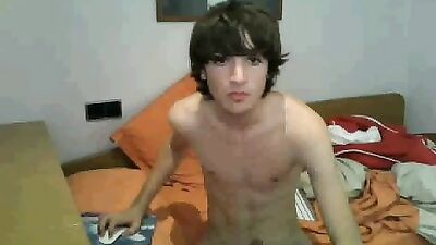 Young Spanish Hottie Cums Hard on Web-Cam!