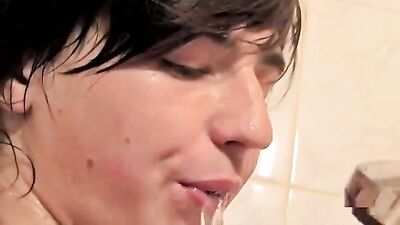 Hot Bath-Hot Wank: Gay Porn Rebirth