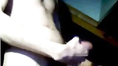 SPANISH CAM BOY CUMMING