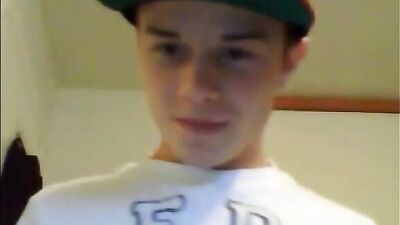 Masturbates for her boyfriend