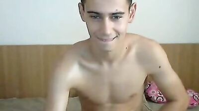 Discover Web-Cams hottest new find in Pretty Boy Playtime