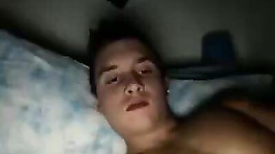 Web-Cam Muscular Italian Stud Cums on His Abs!