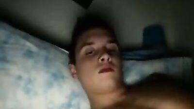 Web-Cam Muscular Italian Stud Cums on His Abs!