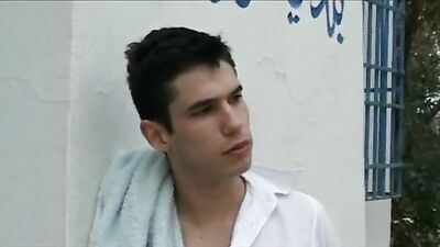 Arabv Visit a gay friendly place