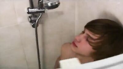 Stroke Art: Amateur Men in Gay Porn Video