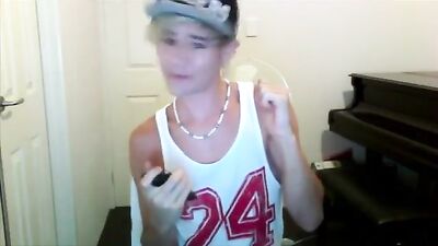 Amateur Threesome: All These Boys Deliver!