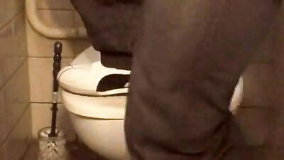 Duo Builderz - Raw Man on Man Action!