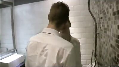 Twinks Reunite for Hot Bareback Fucking