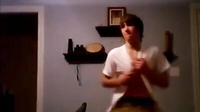 Young and Ready: Exploring Amateur Bottoms!