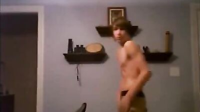 Young and Ready: Exploring Amateur Bottoms!