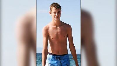 Hot shirtless hotties in short films! - Cute shirtless hotties