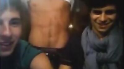 Gay Porn Cam Show: Touch Me Now!