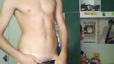 Young Italian Webcam Boy: Steaming Desires