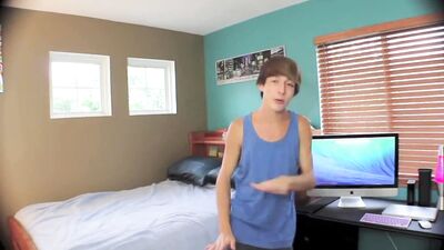 EsKaLiDiNg AJR: Short Film Gay Porn Video