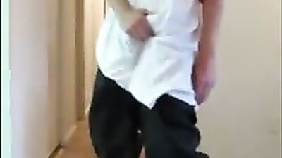 Baggy Saggers Unleashed: The Ultimate Web-Cam Experience