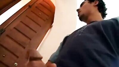 Gay Porn Catch Up: Amateur JO Caught in the Act!