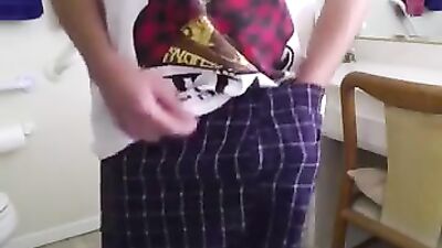 No mess wank - Condom Cleanup Cam Cum!