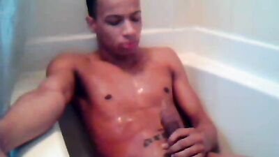 Gangbang Web-Cam: Rub-A-Dub-Dub (Hot Guy Wanks And Cums)