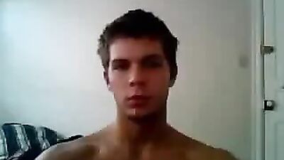 Gay Web-Cam Masturbates XXX Experience!