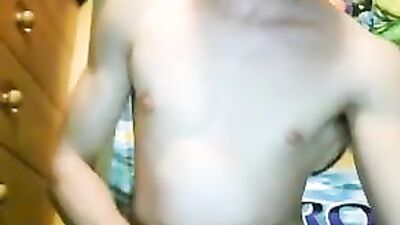 Blond Cam Cutie: The Ultimate Web-Cam Experience