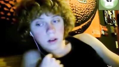 Smiling Honey Boy Web-Cam Porn: A Cute Gay Experience!