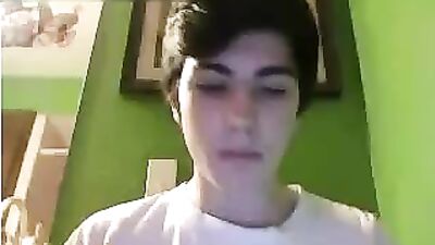 Cumming for Cute Dick: Web Cam Gay Porn Video