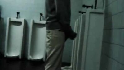 Flashing in Public: Amateur Cumpilation - The Ultimate Gay Porn Experience!