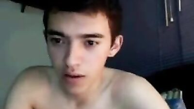 Diegos Beautiful Amateur Dick Wanking Video