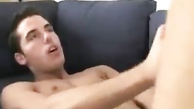 College Boys Unleashed - Action-Packed Gay Porn Video!