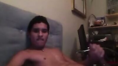 Latino Heat: Webcam Cum Show for Facial Features and Body Intense Action!